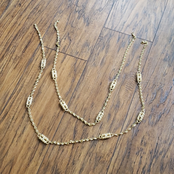 Gold and diamond necklace worn by Jackie Kennedy - Picture 4 of 8